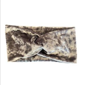 Grey Crushed Velvet Faux Knotted band